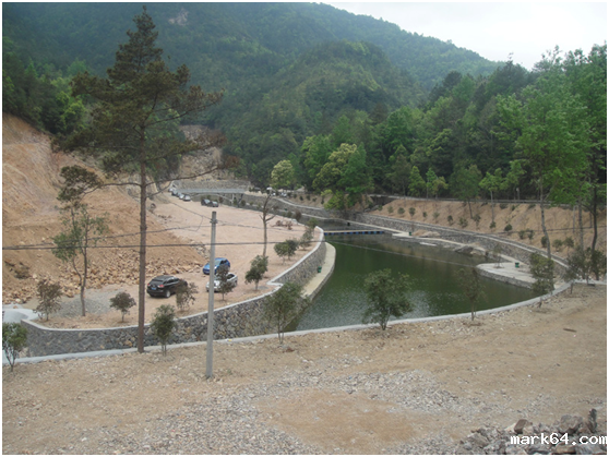 HDPE体育意甲国际米兰缺陷渗漏问题若干研究