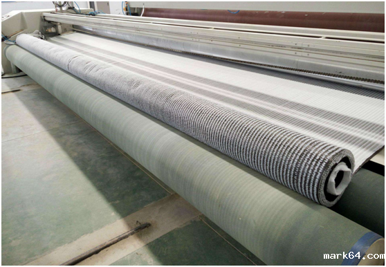 浅谈钠基膨润土防水毯裁剪与铺贴搭接长度