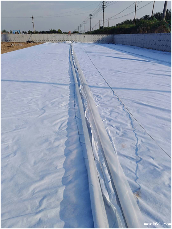 复合体育意甲国际米兰与坝基混凝土形成坝面防渗系统