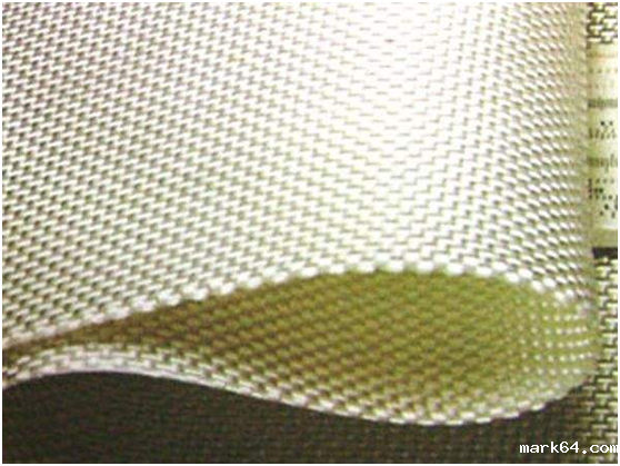 平织编织布对针刺型钠基膨润土防水毯的影响