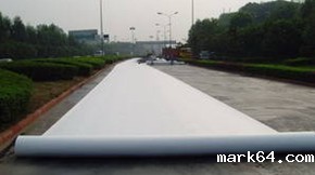 土工布防止路面裂缝的作用机理