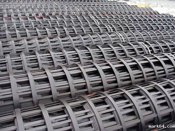 塑料土工格栅比较典型的使用场合