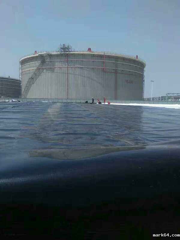 我国的油库事故收集池采用HDPE防渗膜处理