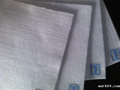 影响土工布和土壤互相作用的性能