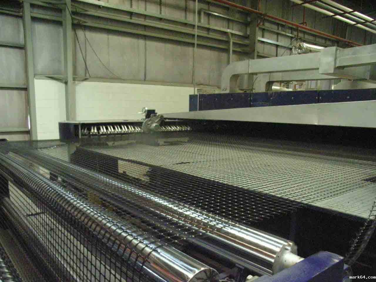 在改扩建公路中土工格栅的作用机理是什么