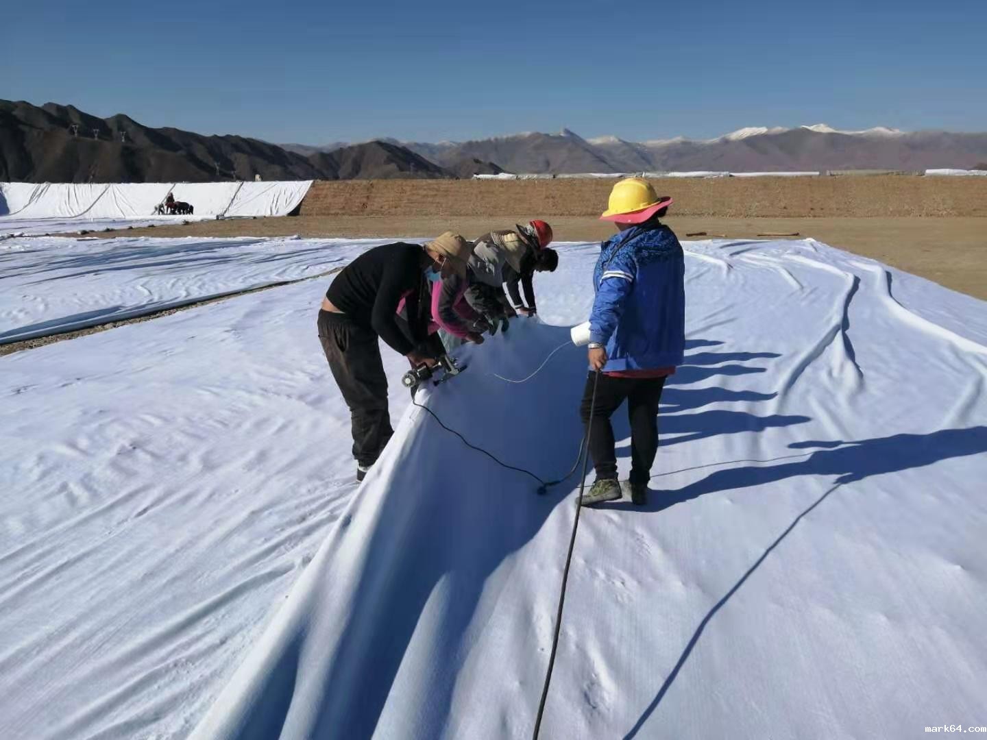 复合体育意甲国际米兰与混凝土搭接时(如桥墩处)处理措施