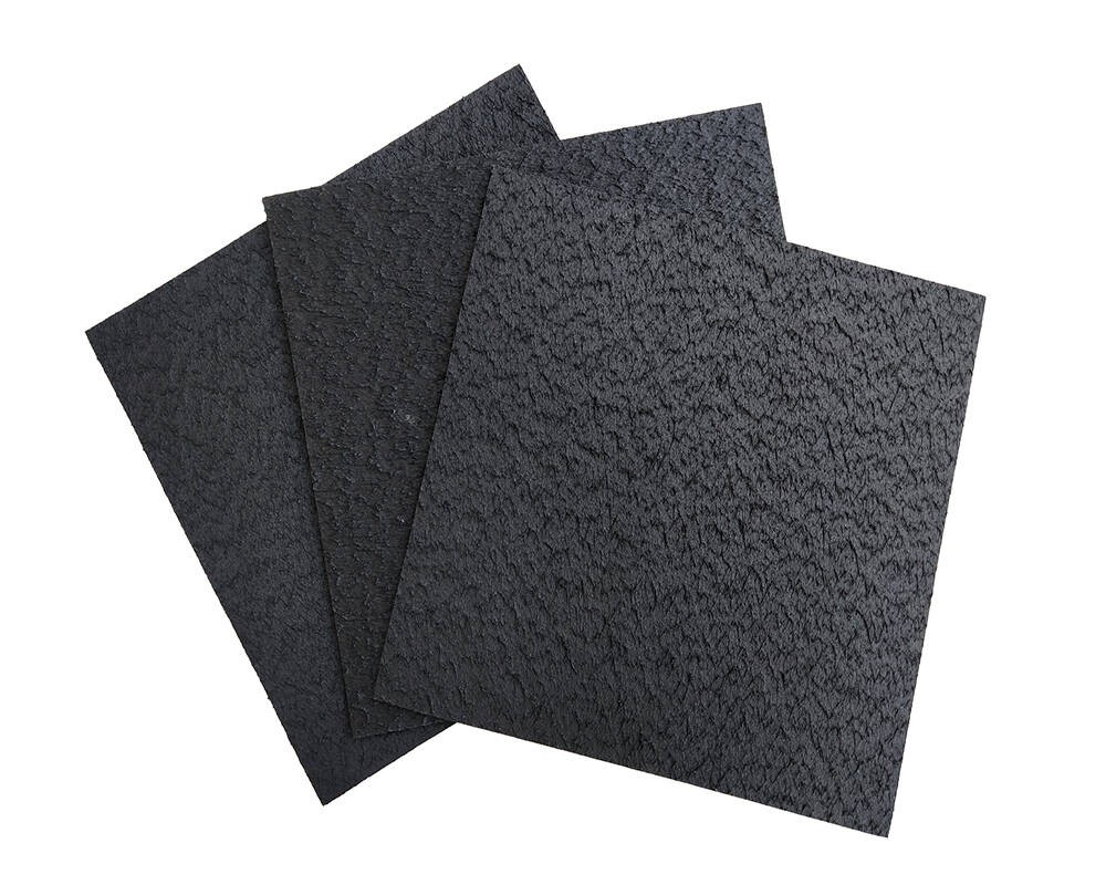 蒸发塘铺设防渗结构及护坡后体育意甲国际米兰最大变形量