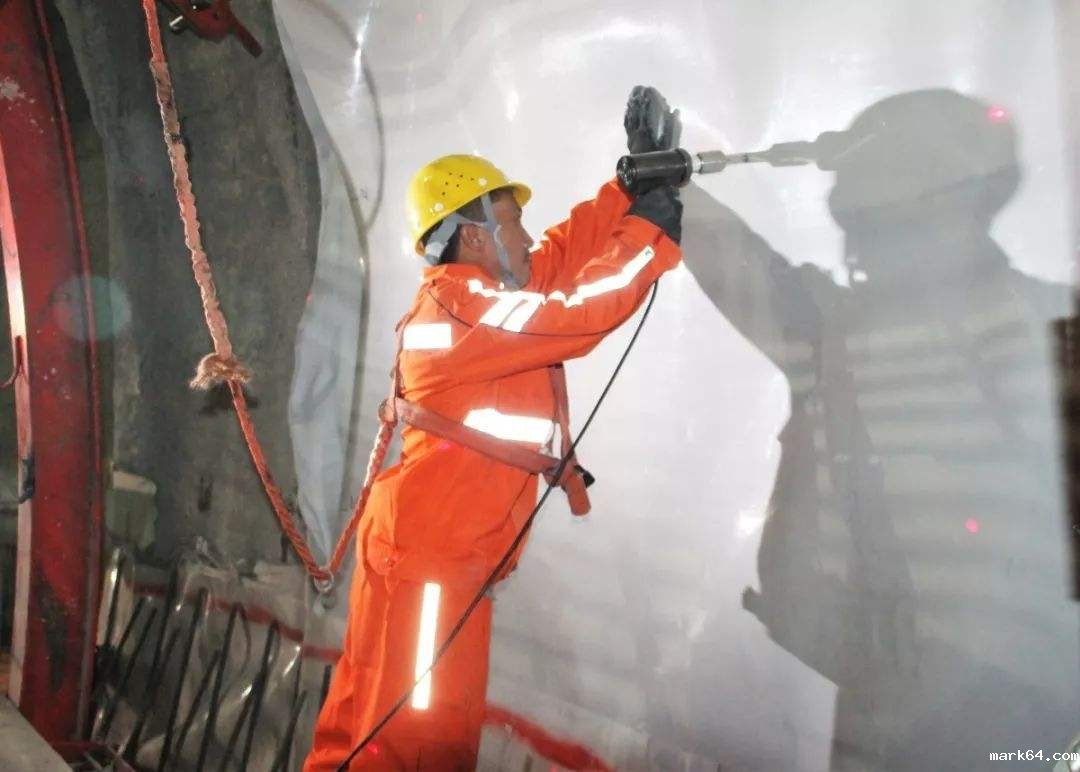 体育意甲国际米兰双焊缝热熔焊接和单焊缝挤压焊接有什么本质区别