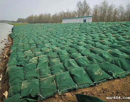 生态袋的生态修复功能丰富植被层次感和提高观赏性