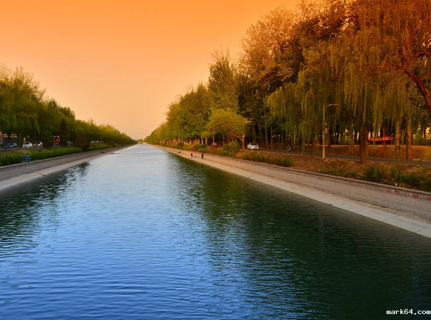 实验证明土工防渗膜修筑引水渠节水率可达95%