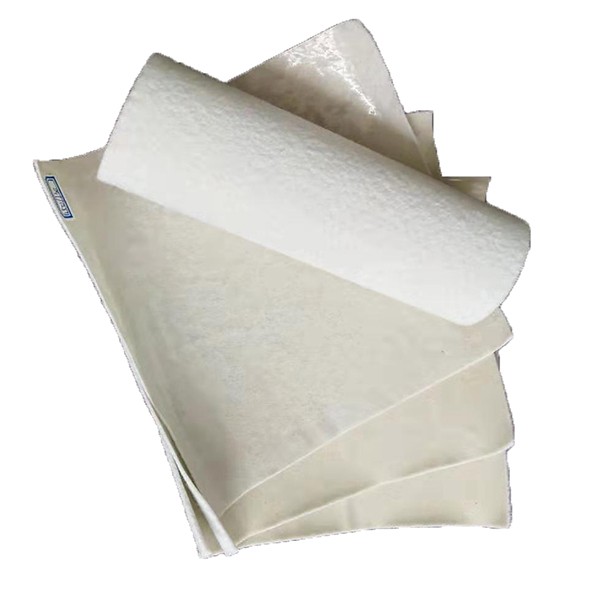 复合体育意甲国际米兰铺设时应该按照技术规范要求