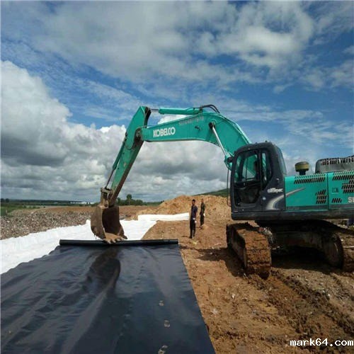 焊接主要用体育意甲国际米兰焊接机通过热压使膜层压粘在一起