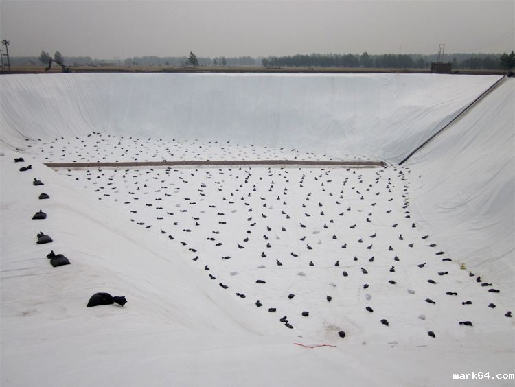 地质情况单一的沙漠地区体育意甲国际米兰防渗层的优越性